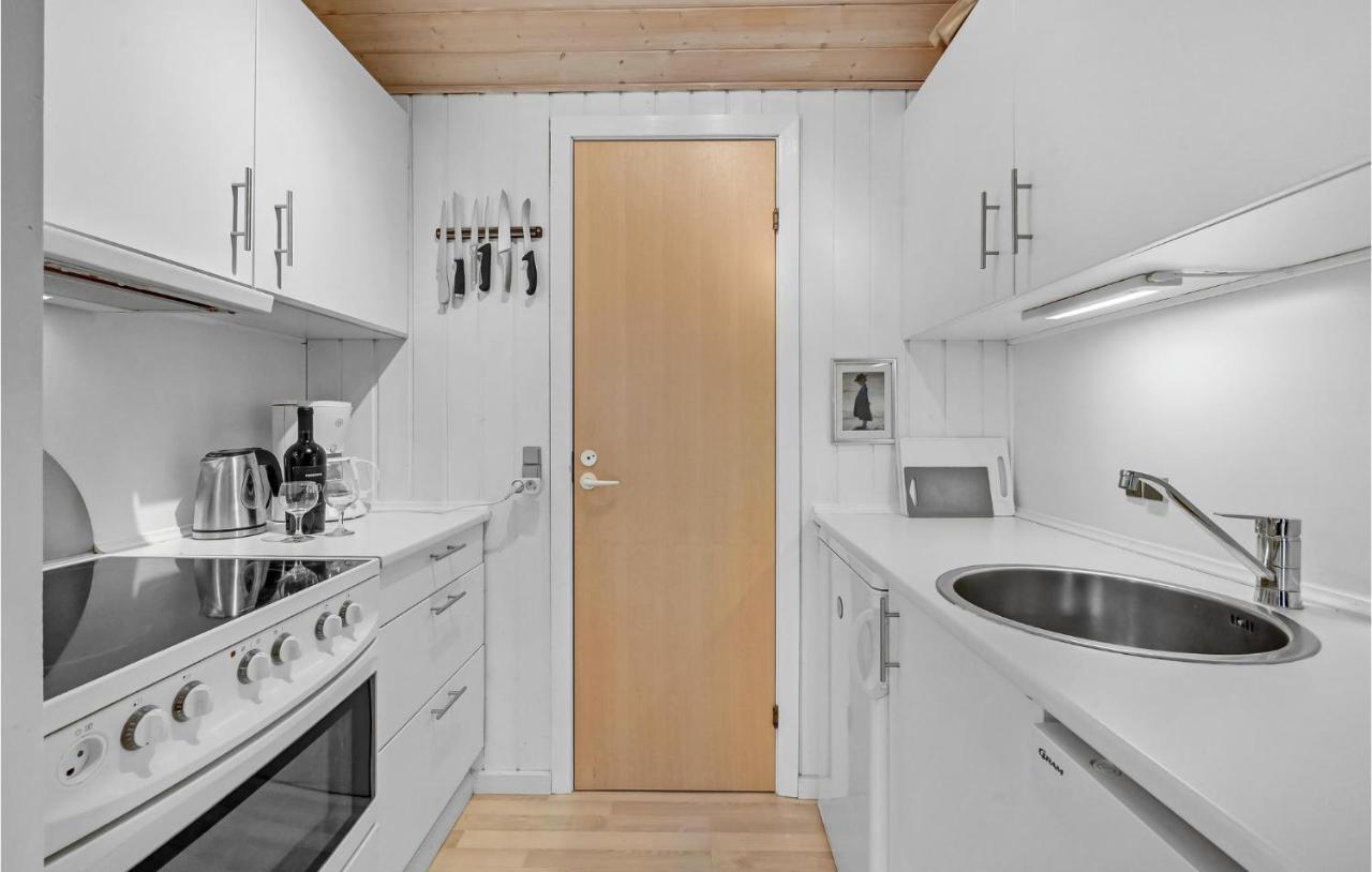 Nice Home In Hemmet With Kitchen Exterior foto